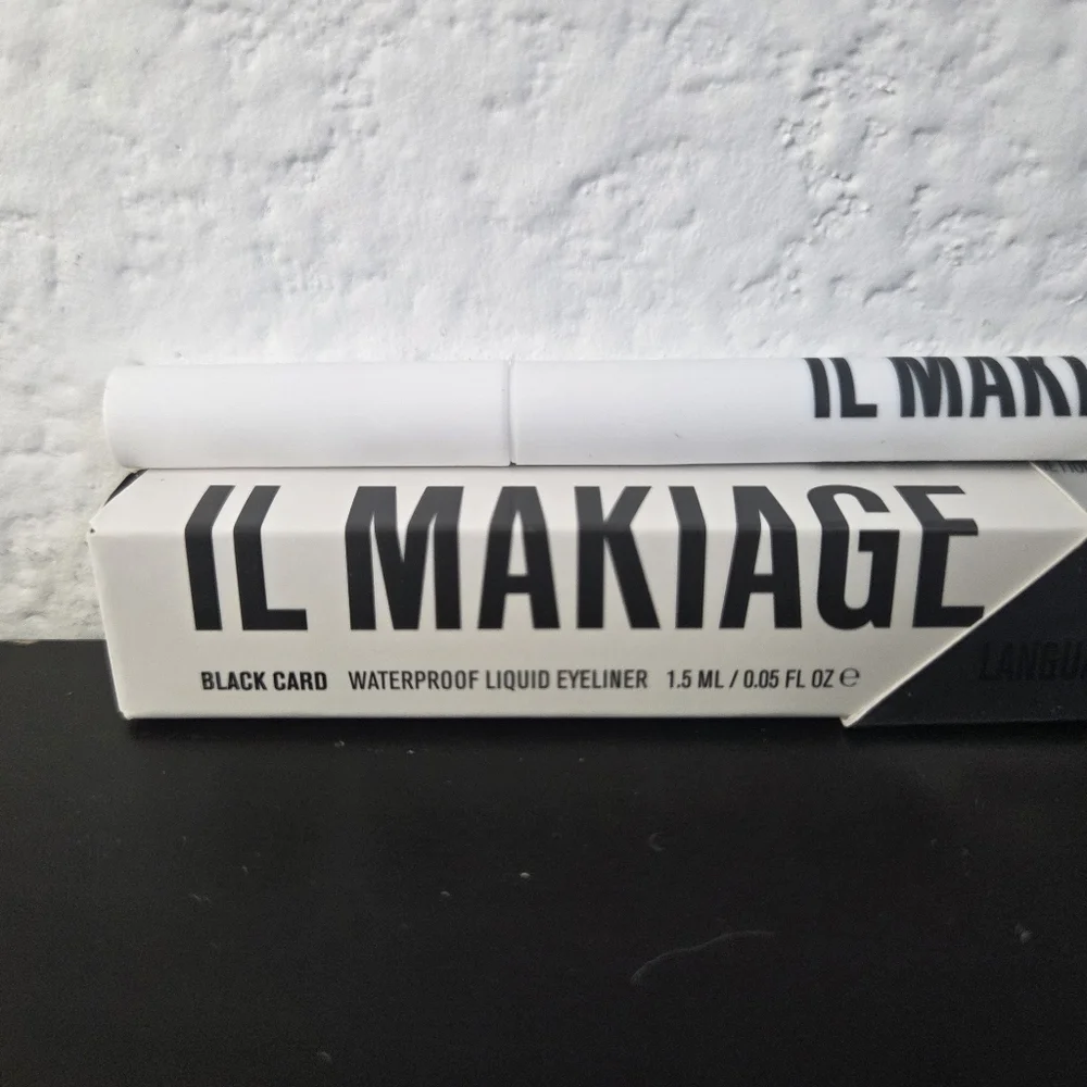 IL MAKIAGE Black Card Liquid Eyeliner